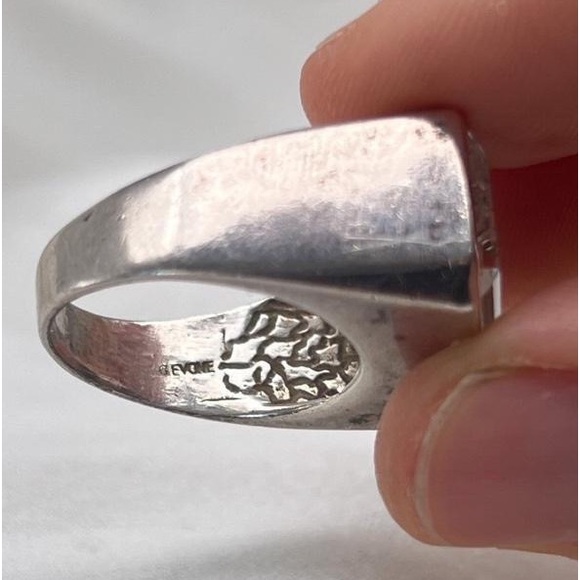 Vintage sterling silver cubic zirconia quartz statement ring - Picture 4 of 10